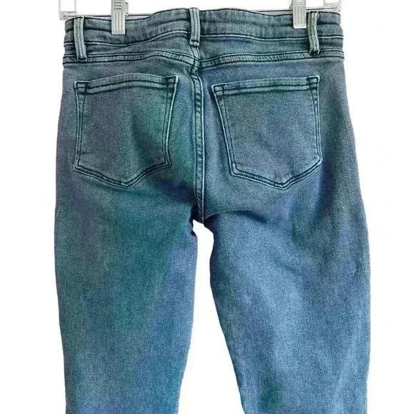 THEORY JEANS MEDIUM WASH SIZE 24 Straight Leg - Picture 10 of 10